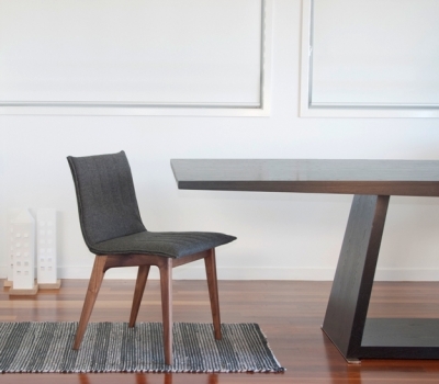 Zamu dining chair